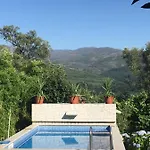 Casa Ponto Da Cruz 度假居